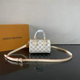 Picture of Louis Vuitton Handbags _SKUfw237148584fw